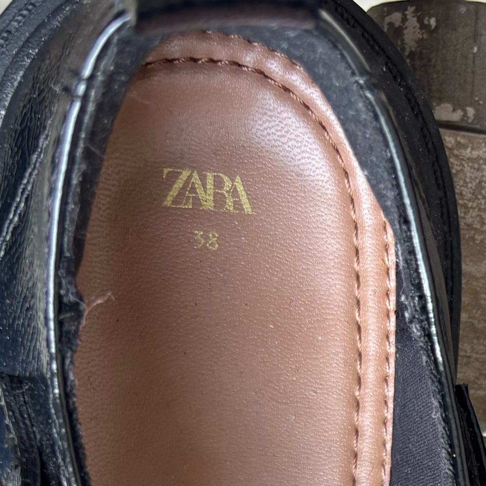 ZARA Black Patent Mary Jane Shoes with Silver Buckle Sz 38/ 8 - Picture 2 of 8